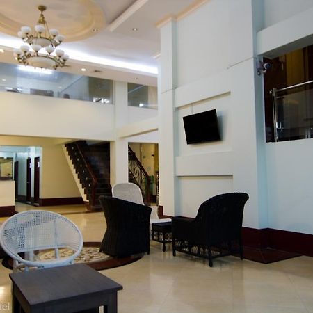 Millennium Hotel Yangon Extérieur photo