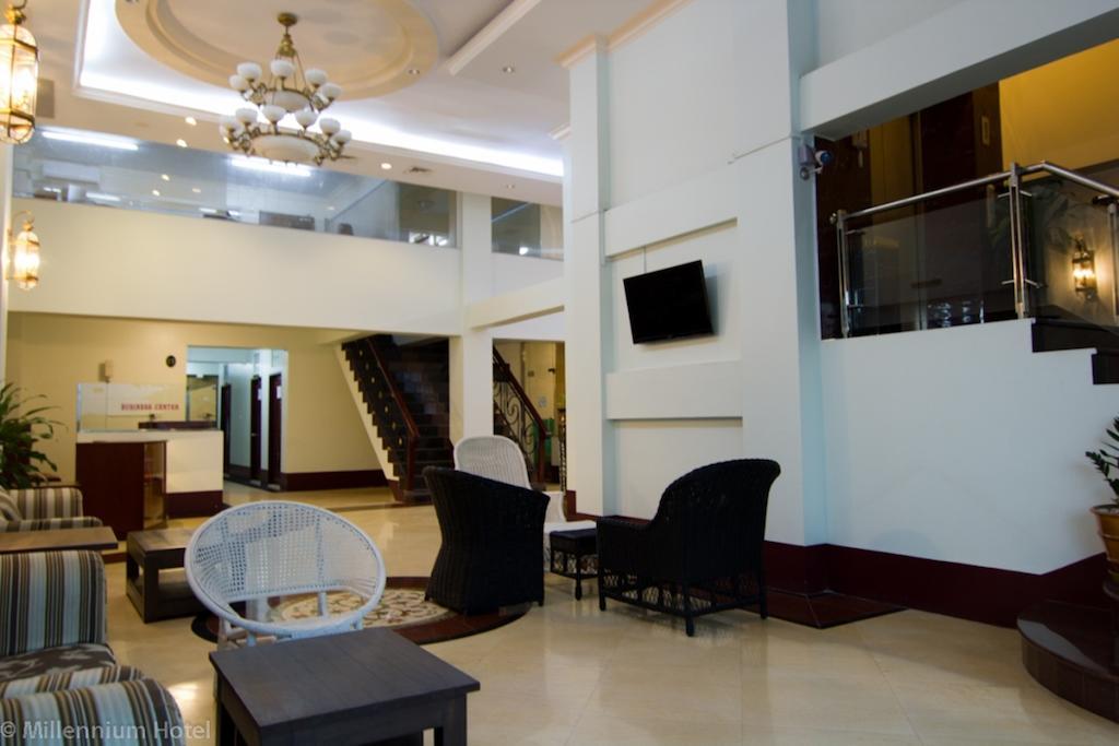Millennium Hotel Yangon Extérieur photo