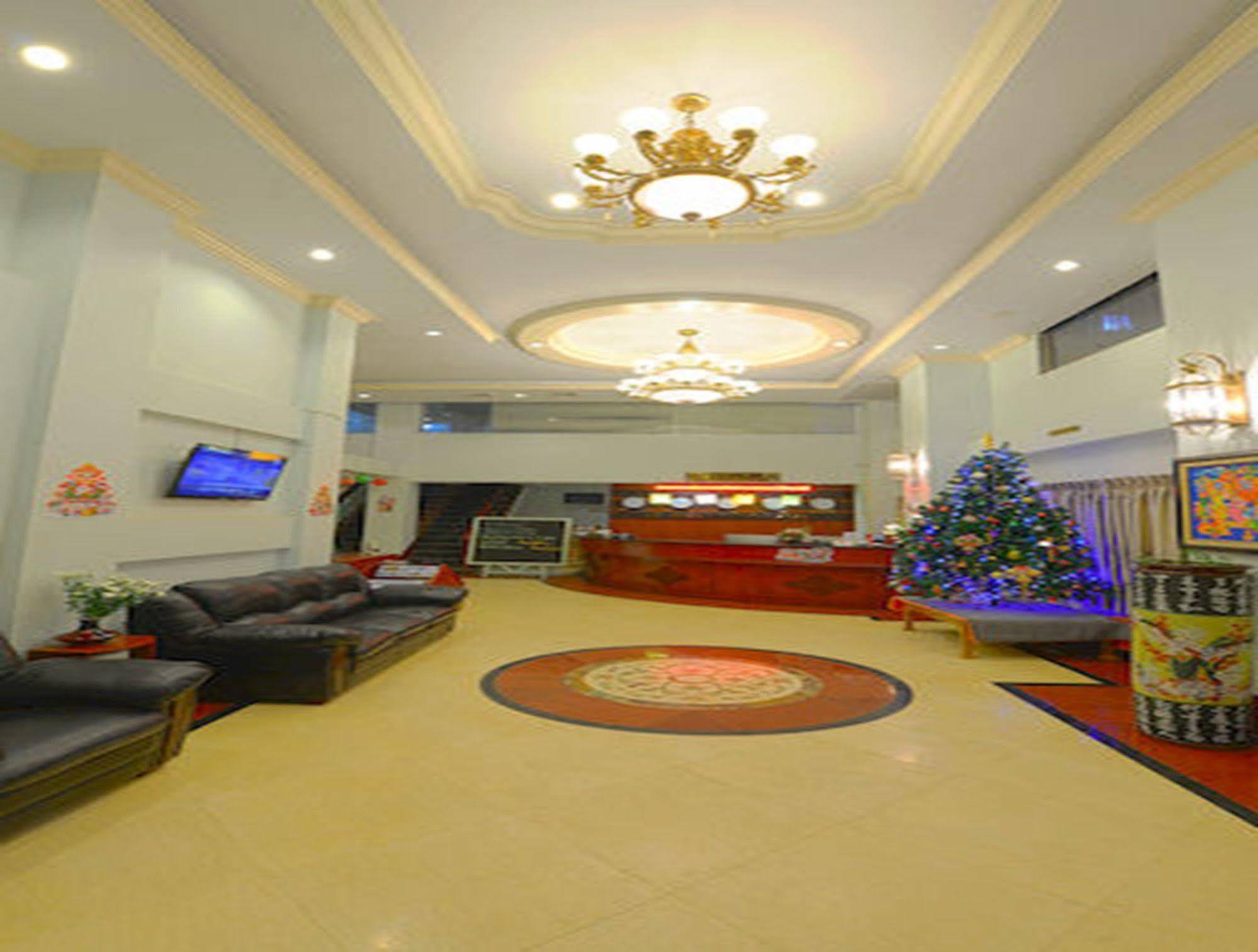 Millennium Hotel Yangon Extérieur photo